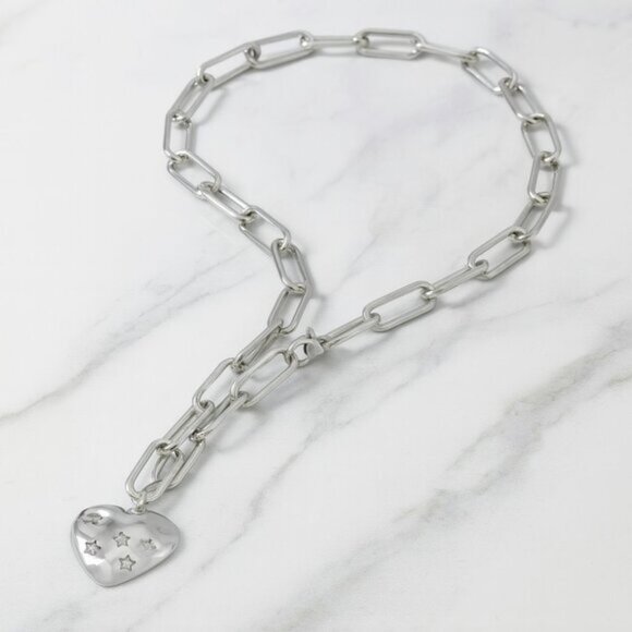 "Piper" Gold (or) Silver ✨ Heart Charm Paperclip Necklace - Picture 3 of 3